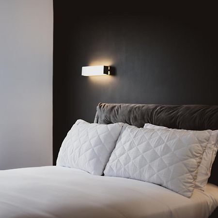 Luxury Apartment By Ocean Village Marina Southampton Exteriör bild